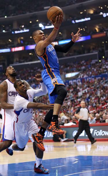 Russell Westbrook in volo. Afp